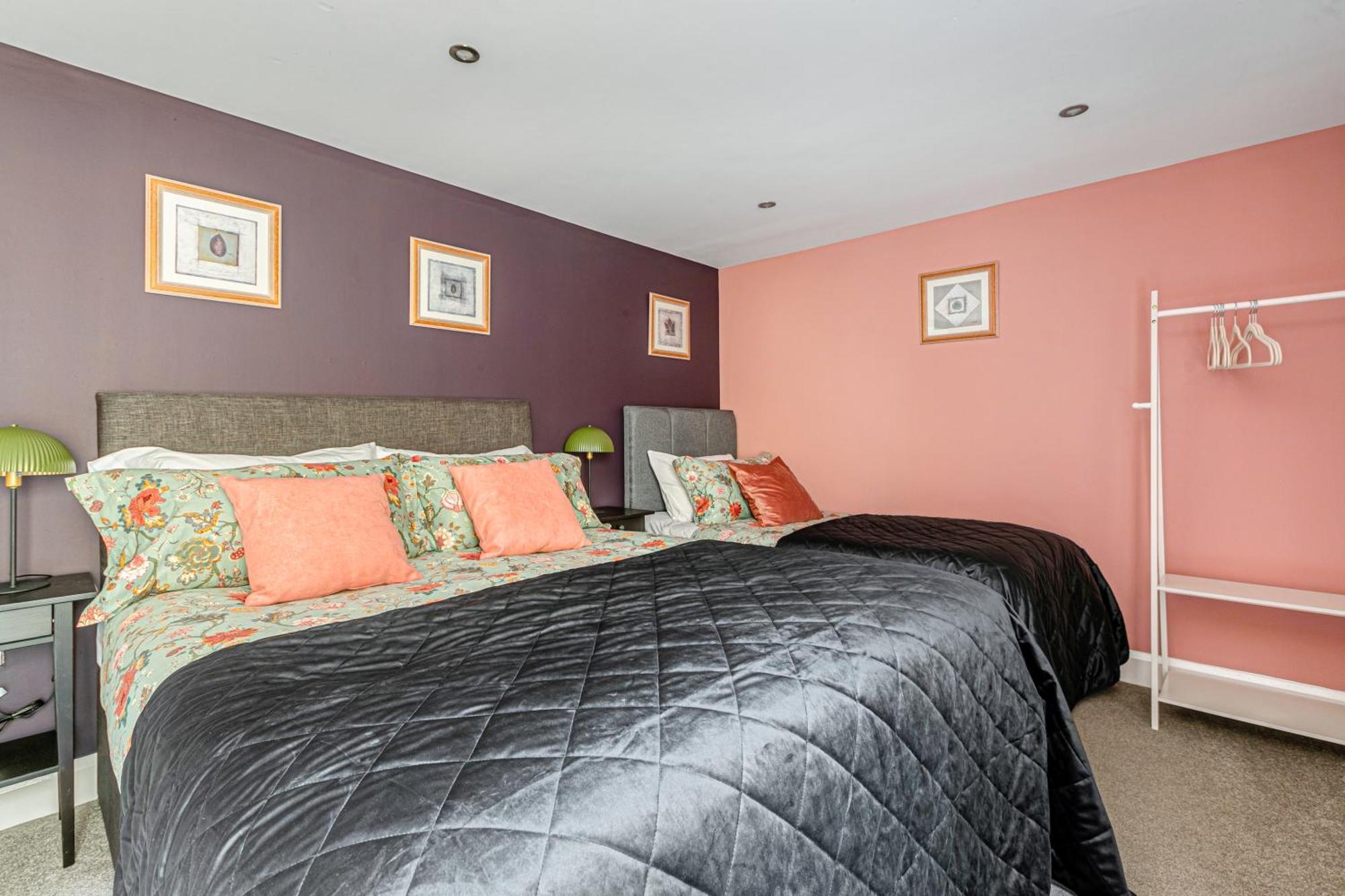Central-Few Steps From Brighton Beach Apartment Bagian luar foto