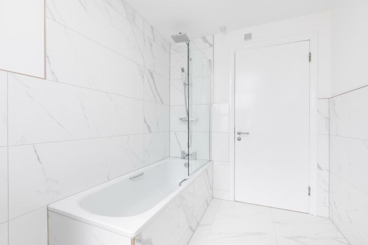 Central-Few Steps From Brighton Beach Apartment Bagian luar foto